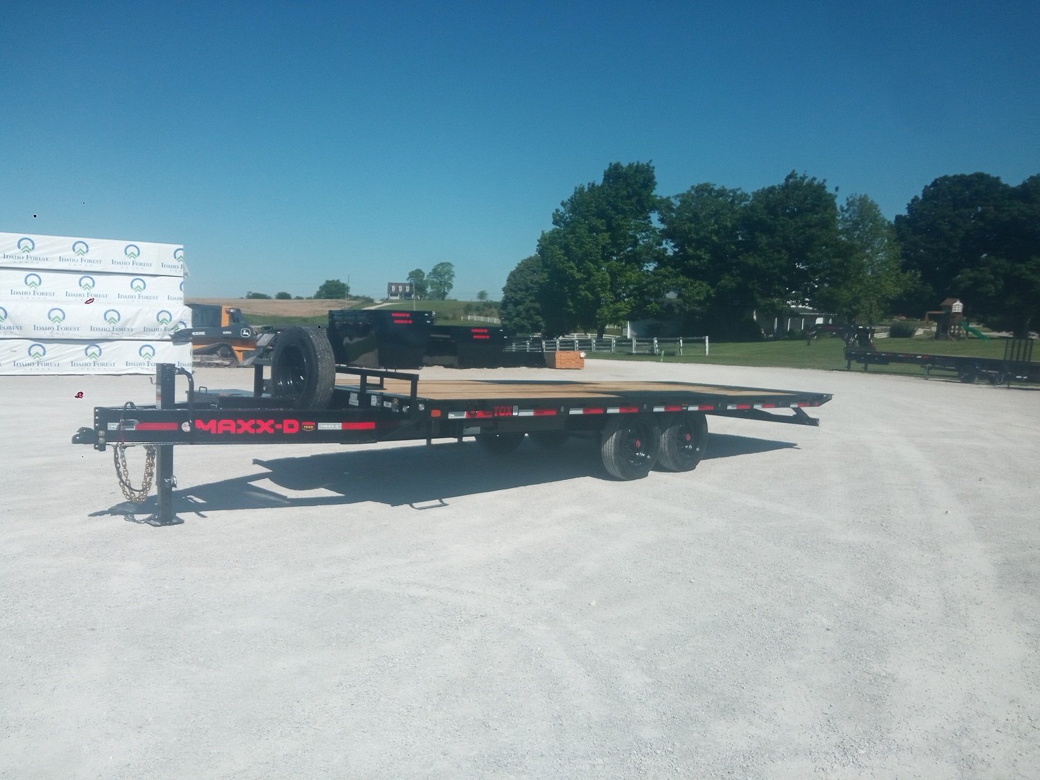 22' x 102" Power Tilt Deckover Trailer – 14K Rated - Image 6